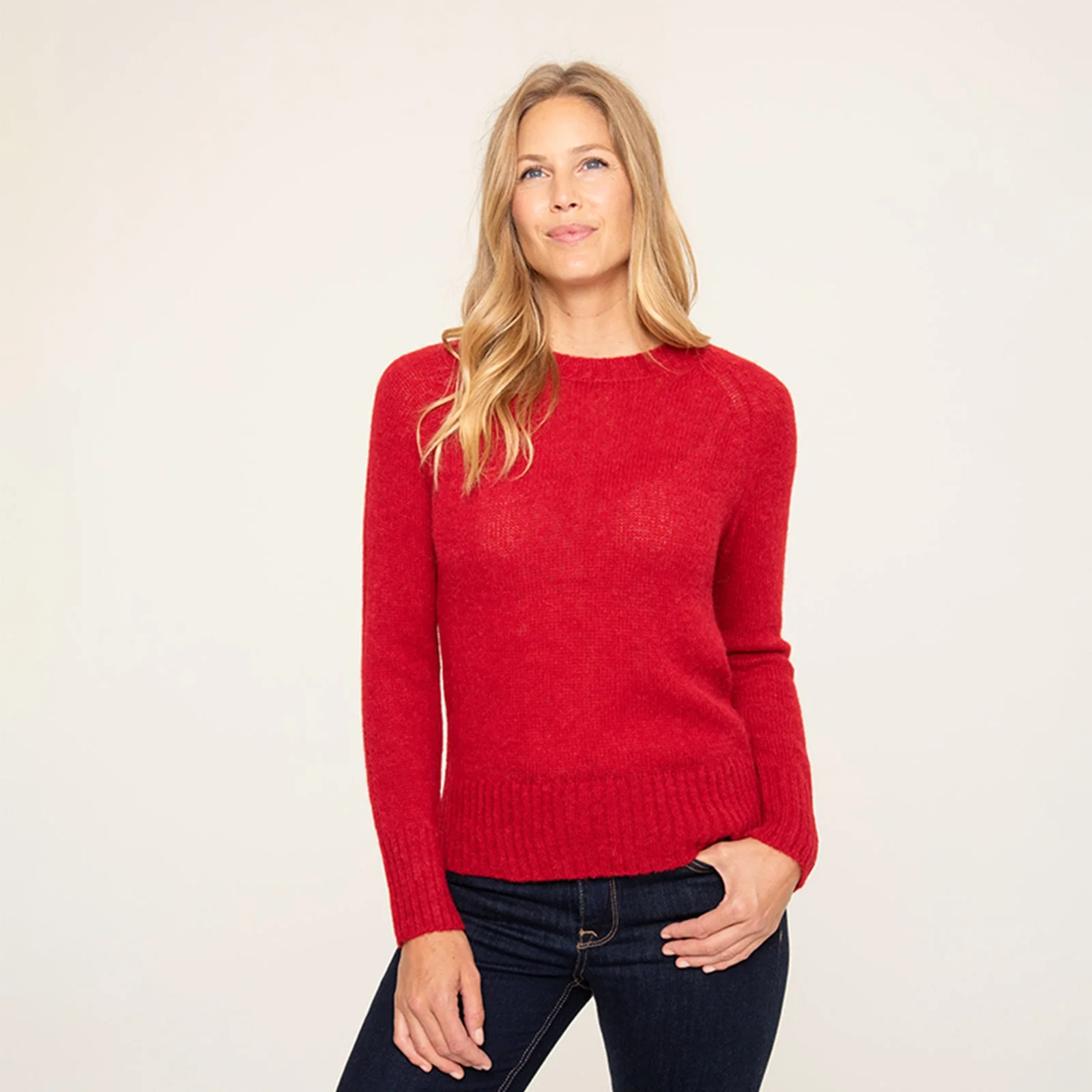Women's Crewneck Sweater 32 Women's Crewneck Sweater
