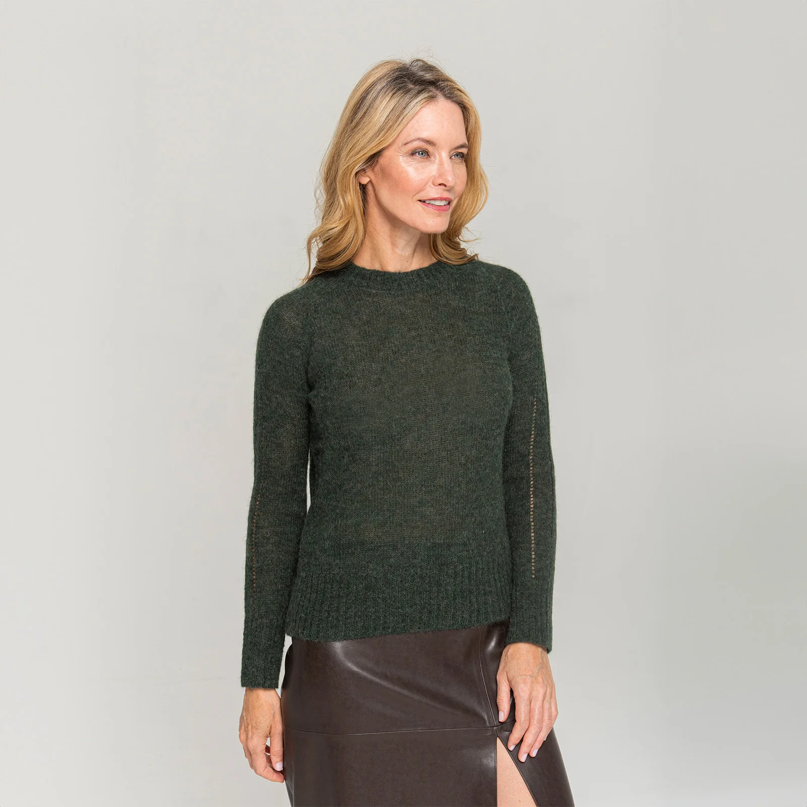 Women's Crewneck Sweater 43 Women's Crewneck Sweater
