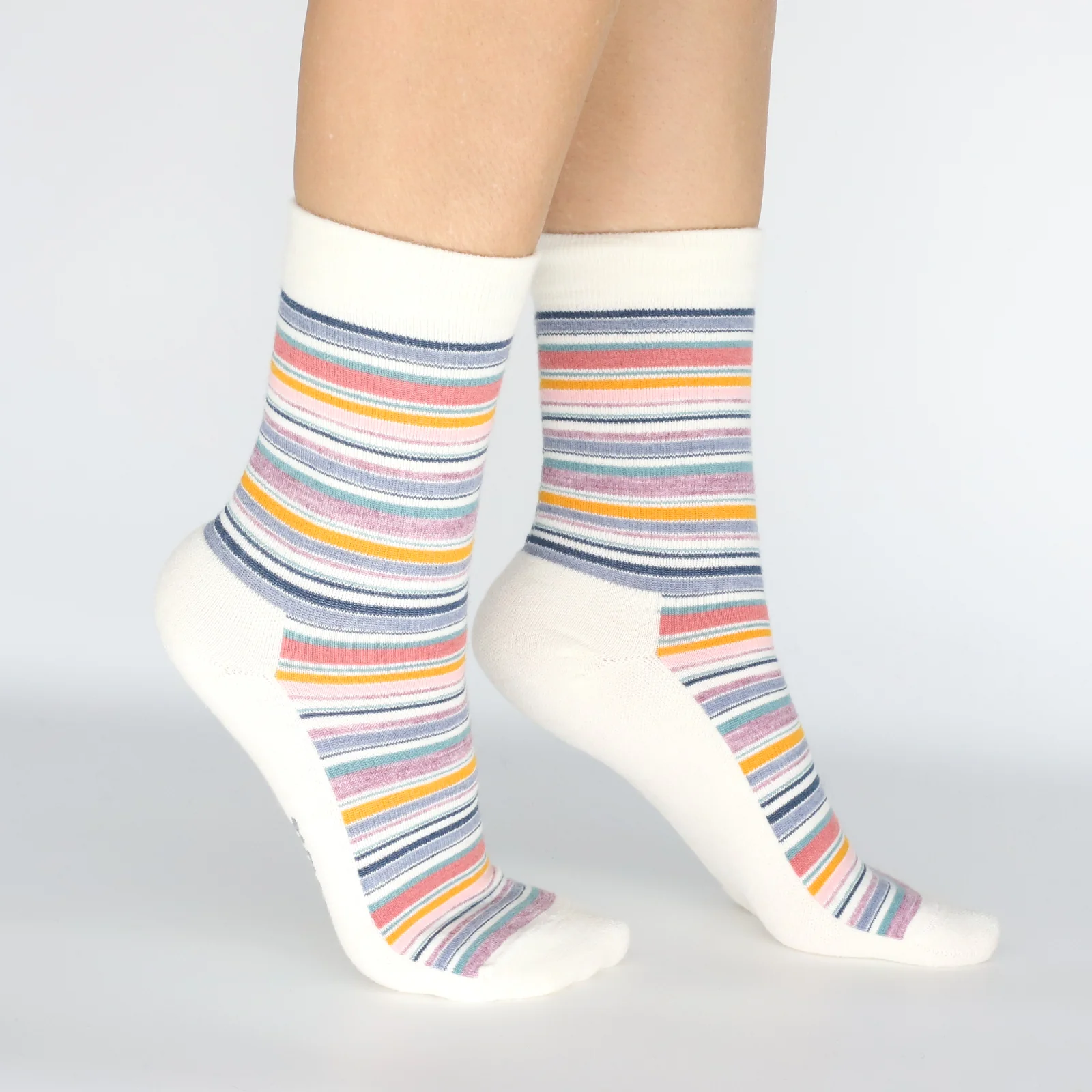 3 Pack - Women's Light-Weight Crew Pacas Socks 218 3 Pack - Women's Light-Weight Crew Pacas Socks