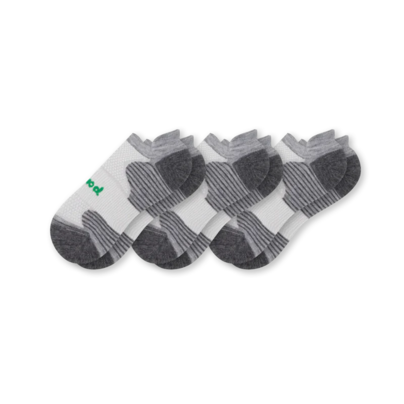 3 Pack - Men's Performance Socks 13 3 Pack - Men's Performance Socks