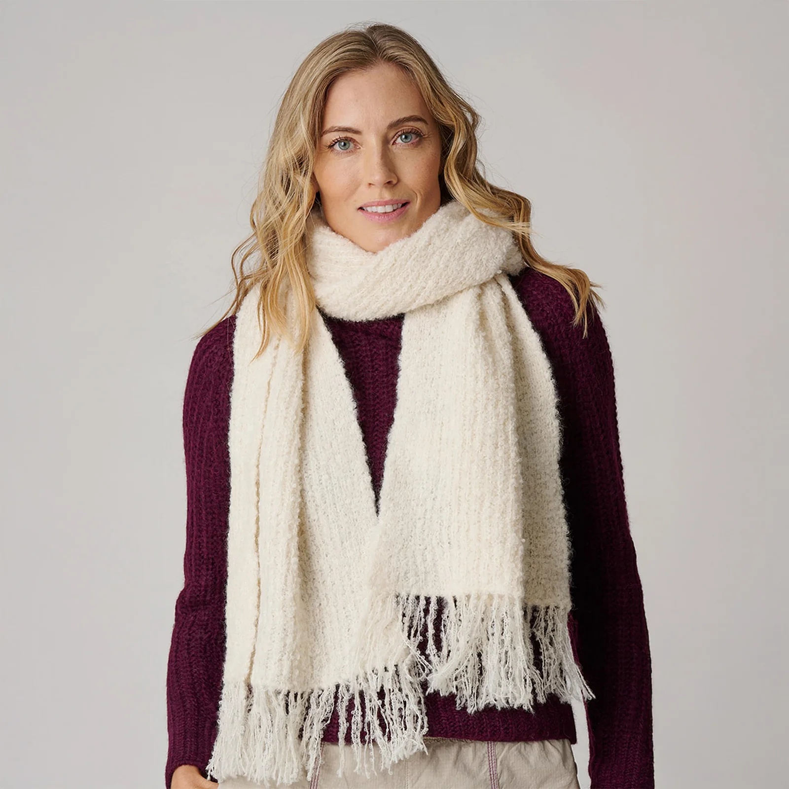 Women's Ribbed Boucle Scarf