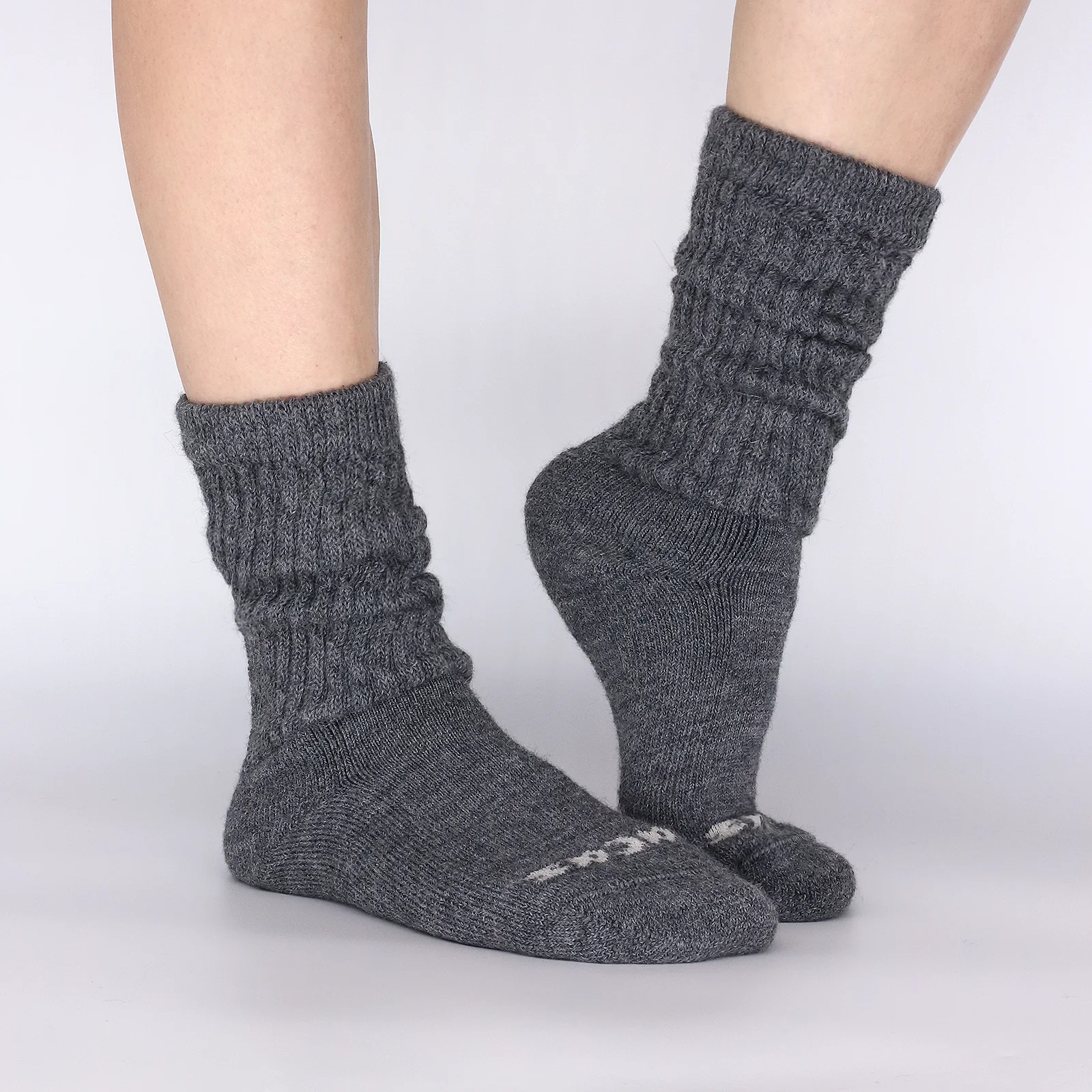 2 Pack - Women's Slouchy Socks