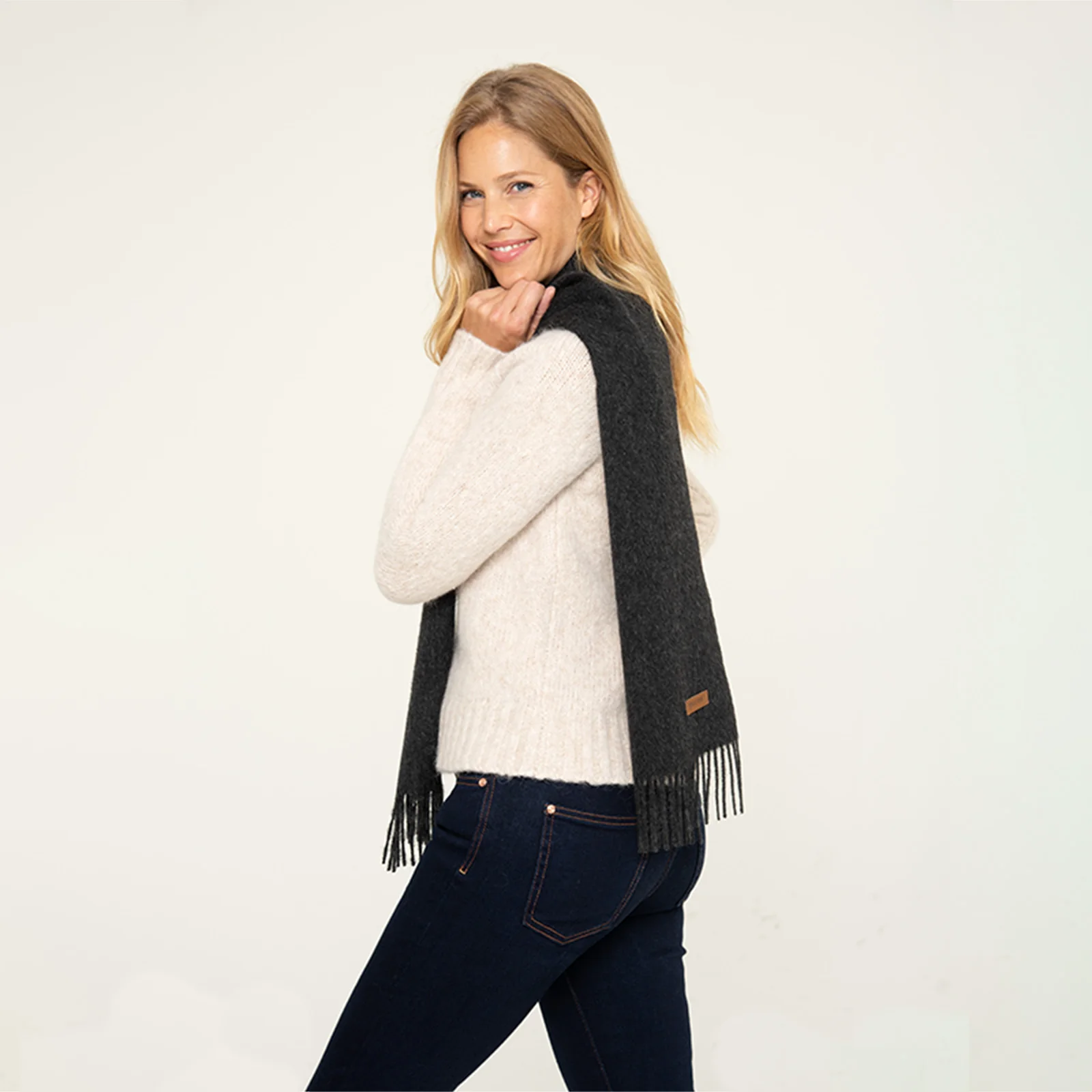 Women's Solid Scarf
